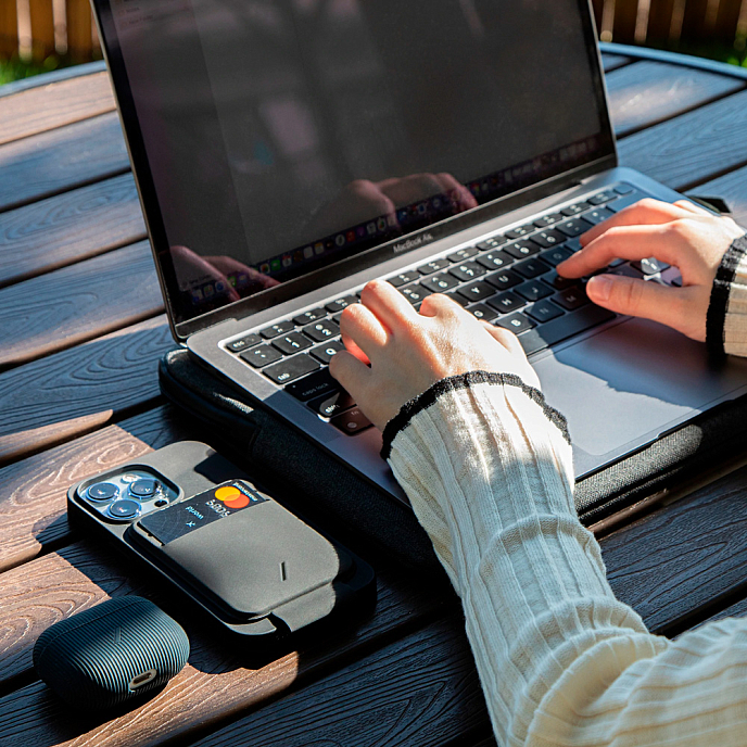 Чехол для Airpods Native Union Curve Case AirPods 3 Indigo - рис.5