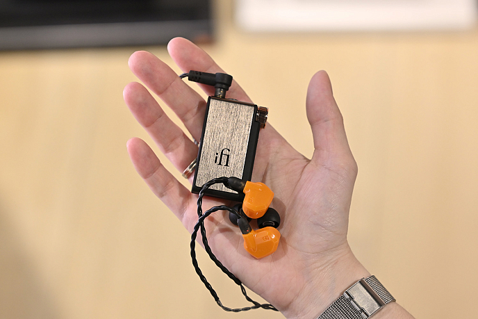 Усилитель-ЦАП для наушников iFi Go Blu - рис.15