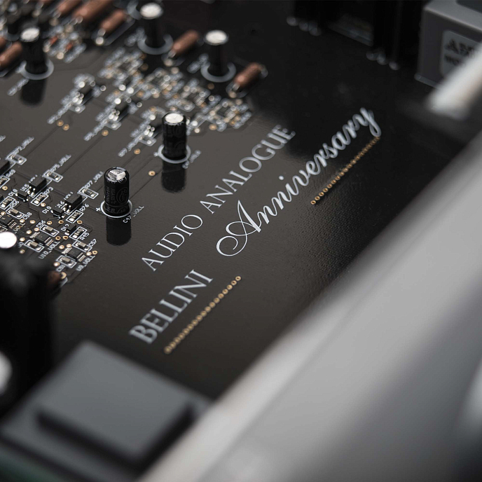 Предусилитель Audio Analogue Bellini Anniversary Black - рис.5