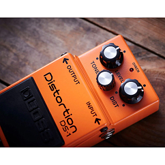 Процессор эффектов Boss DS-1 Orange