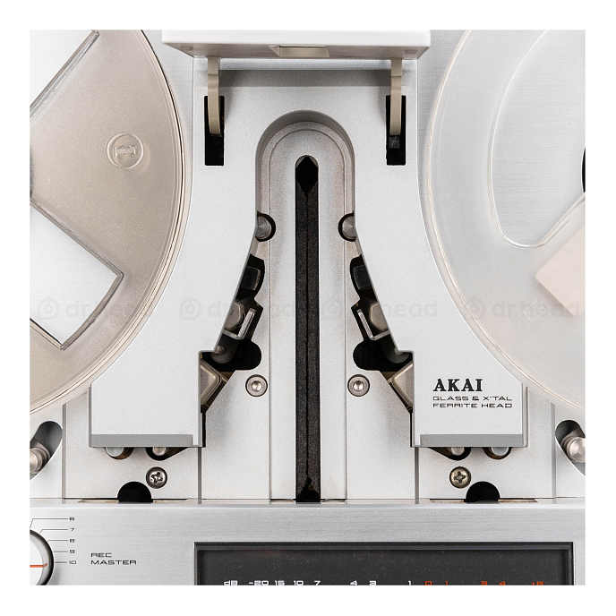 Катушечные магнитофоны AKAI GX-77 серебряный - рис.3