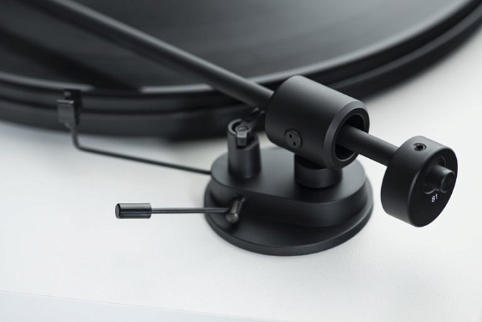 Проигрыватель винила Pro-Ject Primary E OM NN Piano Black - рис.4