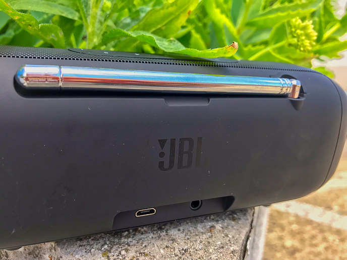 Портативная колонка JBL Tuner FM - рис.8