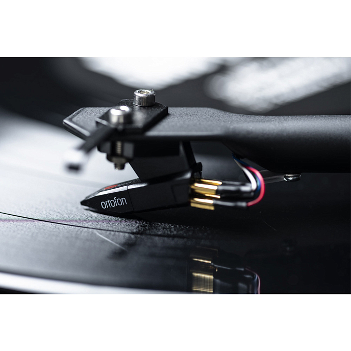 Проигрыватель винила Pro-Ject DEBUT E PHONO (OM5e) High Gloss Black - рис.2