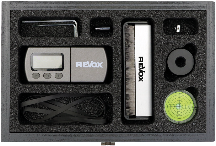 Проигрыватель винила Revox T700 Studio Master Turntable Black - рис.10