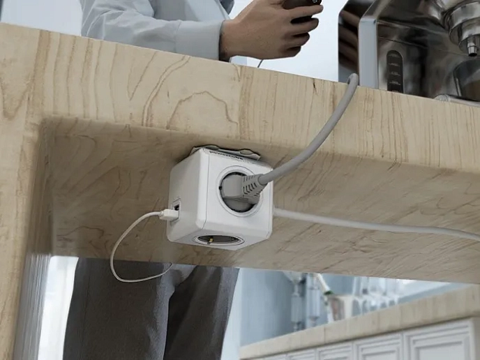 Раветвитель питания Allocacoc Extended USB Red 1.5 m - рис.1