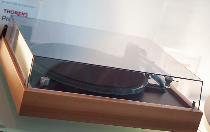 Проигрыватель винила Thorens TD 148A Black - рис.6