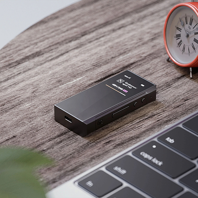 Усилитель-ЦАП для наушников FiiO BTR7 Black - рис.9