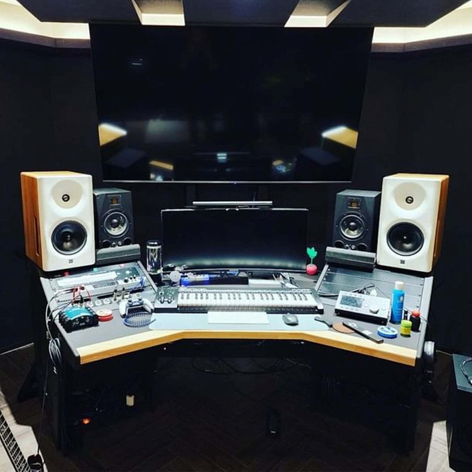 Полочная акустика Dutch & Dutch 8c Speaker White & Natural (1 шт) - рис.13