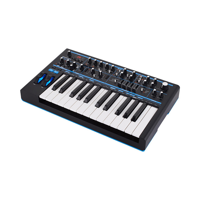 Синтезатор Novation Bass Station II - рис.1