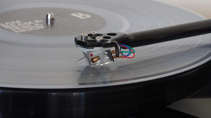 Проигрыватель винила Rega RP8 Black - рис.13