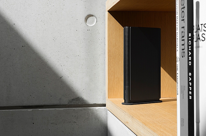 Акустическая система Bang & Olufsen Beosound Emerge Black Anthracite - рис.16