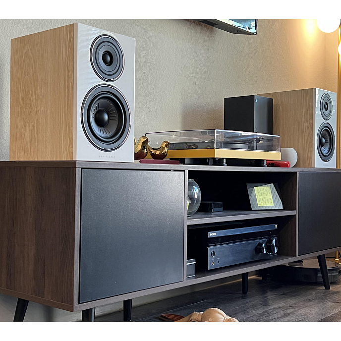 Полочная акустика Wharfedale Diamond 12.2 Light Oak - рис.7