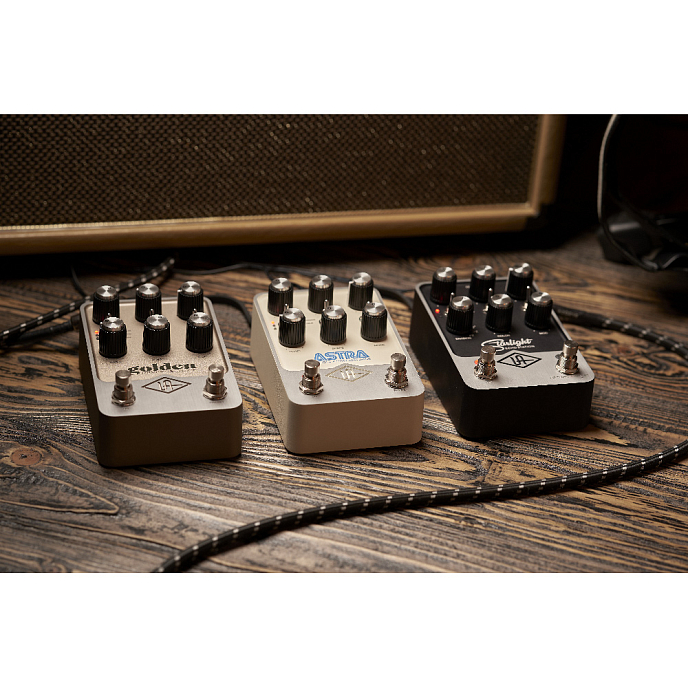 Процессор эффектов Universal Audio Starlight Echo Station - рис.6