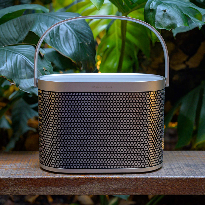 Портативная колонка Bang & Olufsen Beosound A5 Spaced Aluminium - рис.12