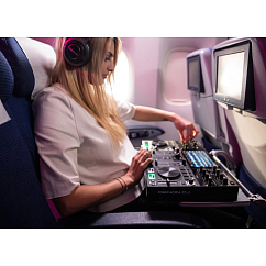 DJ-контроллер Denon Prime GO