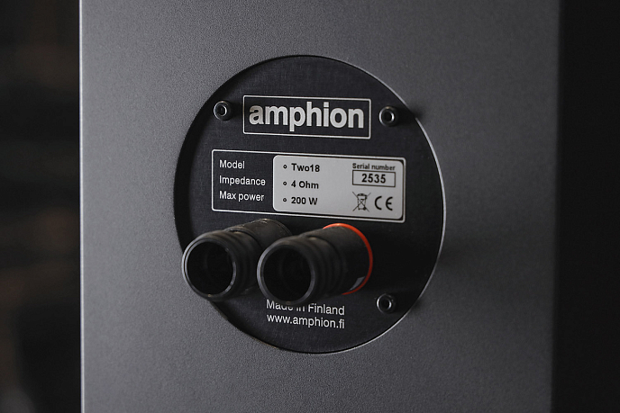 Студийный монитор Amphion Two18 Black пассивный студийный монитор Уценка - рис.20