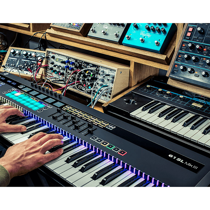 MIDI-клавиатура Novation 61 SL MK III - рис.5