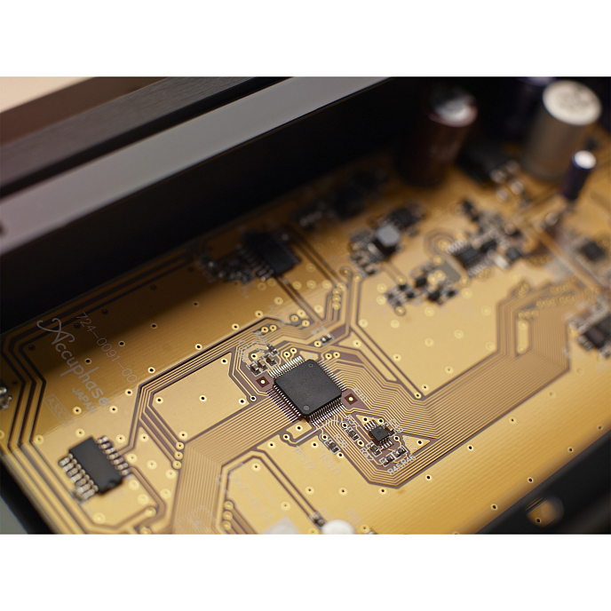 CD проигрыватель Accuphase DP-1000 Gold - рис.6