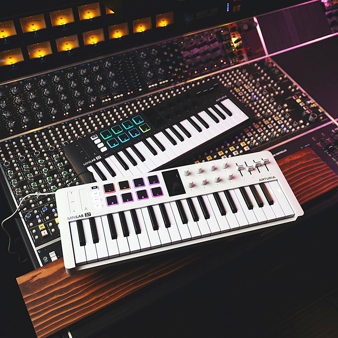 MIDI-клавиатура Arturia MiniLAB 37 White - рис.5