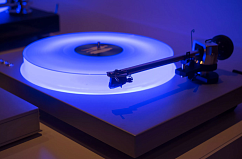Проигрыватель винила AVM Audio R 2.3 Pre-mounted Cadenza Blue Silver