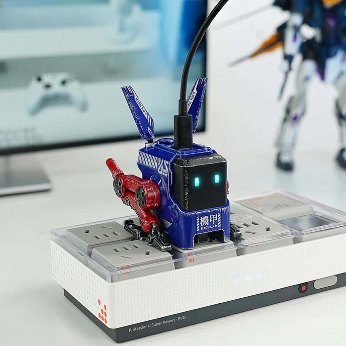 Сетевое зарядное устройство Gravastar Alpha65 War Damaged Blaze Blue - рис.4