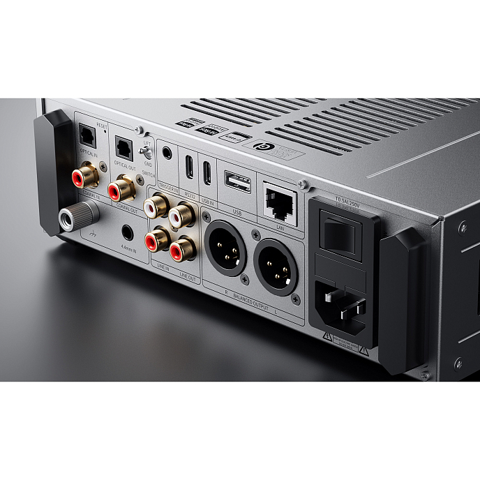 Усилитель-ЦАП для наушников FiiO K17 Silver - рис.4