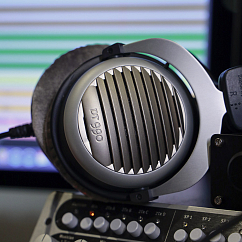 Наушники полноразмерные Beyerdynamic DT 990 / 600 ohm