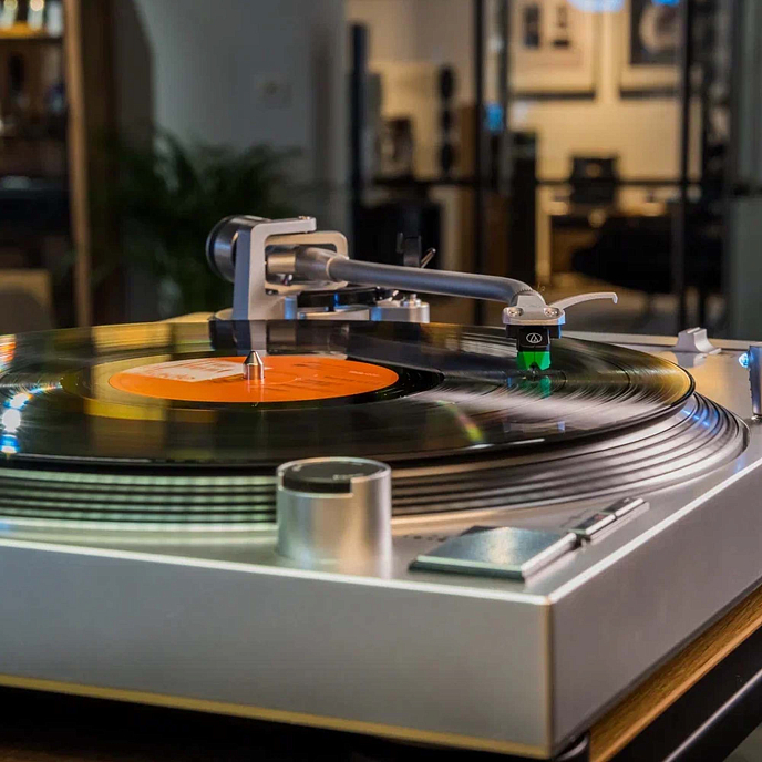 Проигрыватель винила AUDIO-TECHNICA AT-LP120XUSBSV - виниловый проигрыватель, цвет серебристый_OpenBox - рис.15