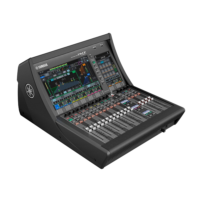 Микшерный пульт Yamaha DM7 Compact - рис.1
