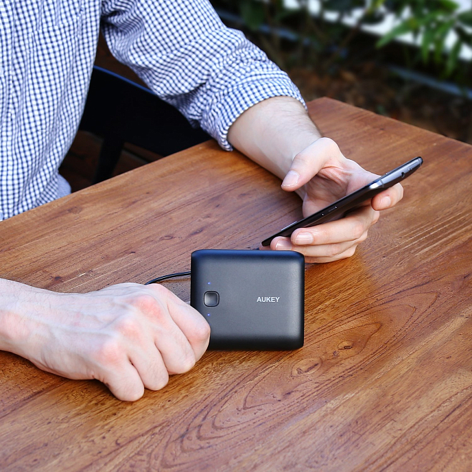 Внешний аккумулятор Aukey PowerBank 10000mAh - рис.3