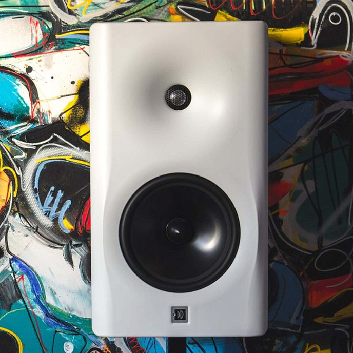 Полочная акустика Dutch & Dutch 8c Speaker White & Black (1 шт) - рис.7