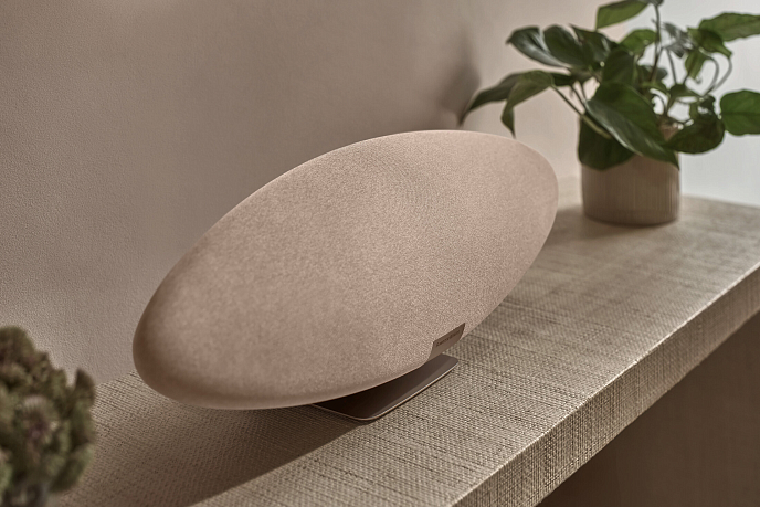 Беспроводная акустика Bowers & Wilkins Zeppelin Pro Edition Solar Gold - рис.7