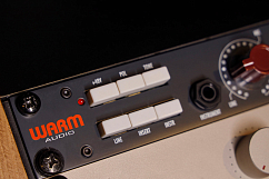 Микрофонный предусилитель Warm Audio WA73