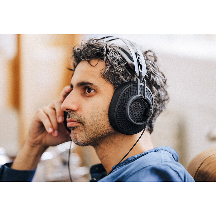 Наушники полноразмерные Austrian Audio The Composer Black - рис.10