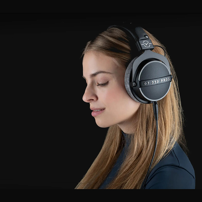 Наушники мониторные Beyerdynamic DT 770 PRO X Limited Edition Black - рис.10