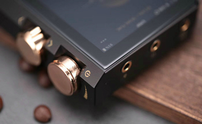 Плеер Cayin N8 Brass Black - рис.7