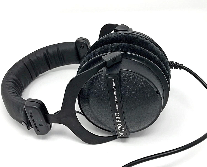 Наушники мониторные Beyerdynamic DT 770 PRO Black Limited Edition / 80 Ohm - рис.2