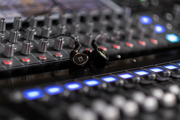 High End наушники L-Acoustics Contour XO - рис.4