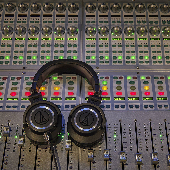 Наушники полноразмерные Audio-Technica ATH-M50x Black - рис.11