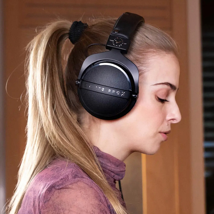Наушники мониторные Beyerdynamic DT 770 PRO X Limited Edition Black - рис.6