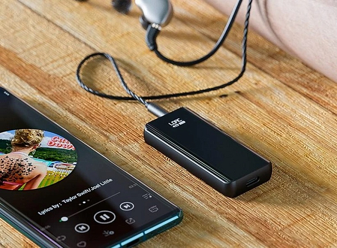 Усилитель-ЦАП для наушников FiiO BTR5 Black - рис.14