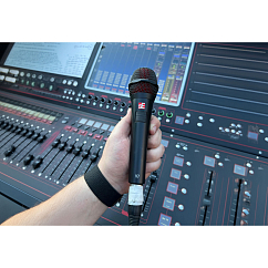 Микрофон вокальный SE Electronics V7 PTT Black Red