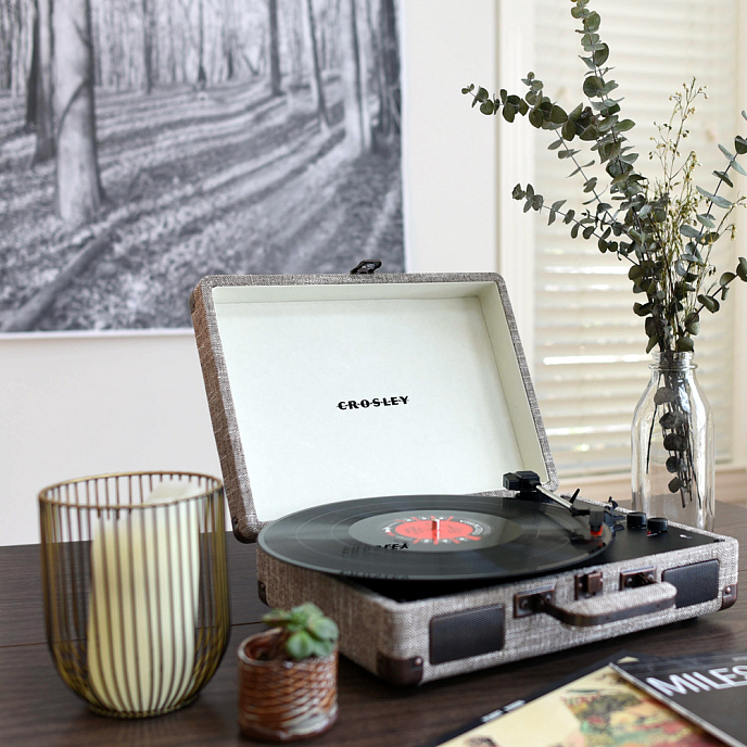 Проигрыватель винила Crosley Cruiser Deluxe Havana - рис.7