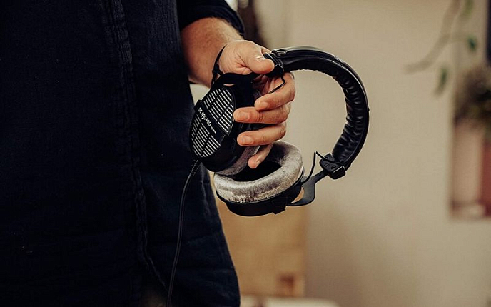 Наушники мониторные Beyerdynamic DT 990 PRO 80 Ω LE black полноразмерные наушники открытого типа_OpenBox - рис.5