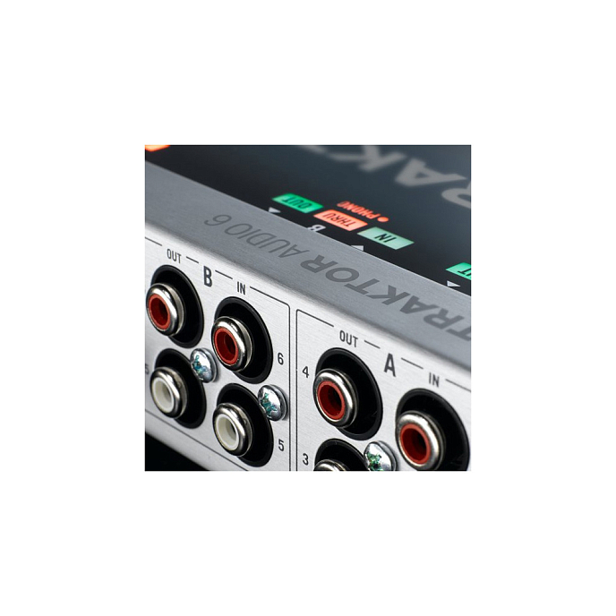 Аудиоинтерфейс Native Instruments Traktor Scratch A6 - рис.4