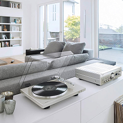Проигрыватель винила Denon DP-300F White