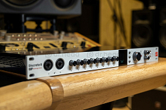 Внешняя звуковая карта Antelope Audio Discrete 8 Pro Synergy Core внешний аудиоинтерфейс (SN 3323223000133)_Уценка