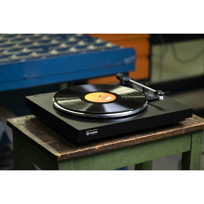 Проигрыватель винила Rekkord Audio F110P Black - рис.1