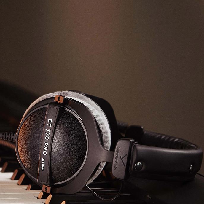 Наушники полноразмерные Beyerdynamic DT770 PRO 250 Ом (459046) - полноразмерные студийные наушники (SN 90695921126978734725)_Уценка - рис.10